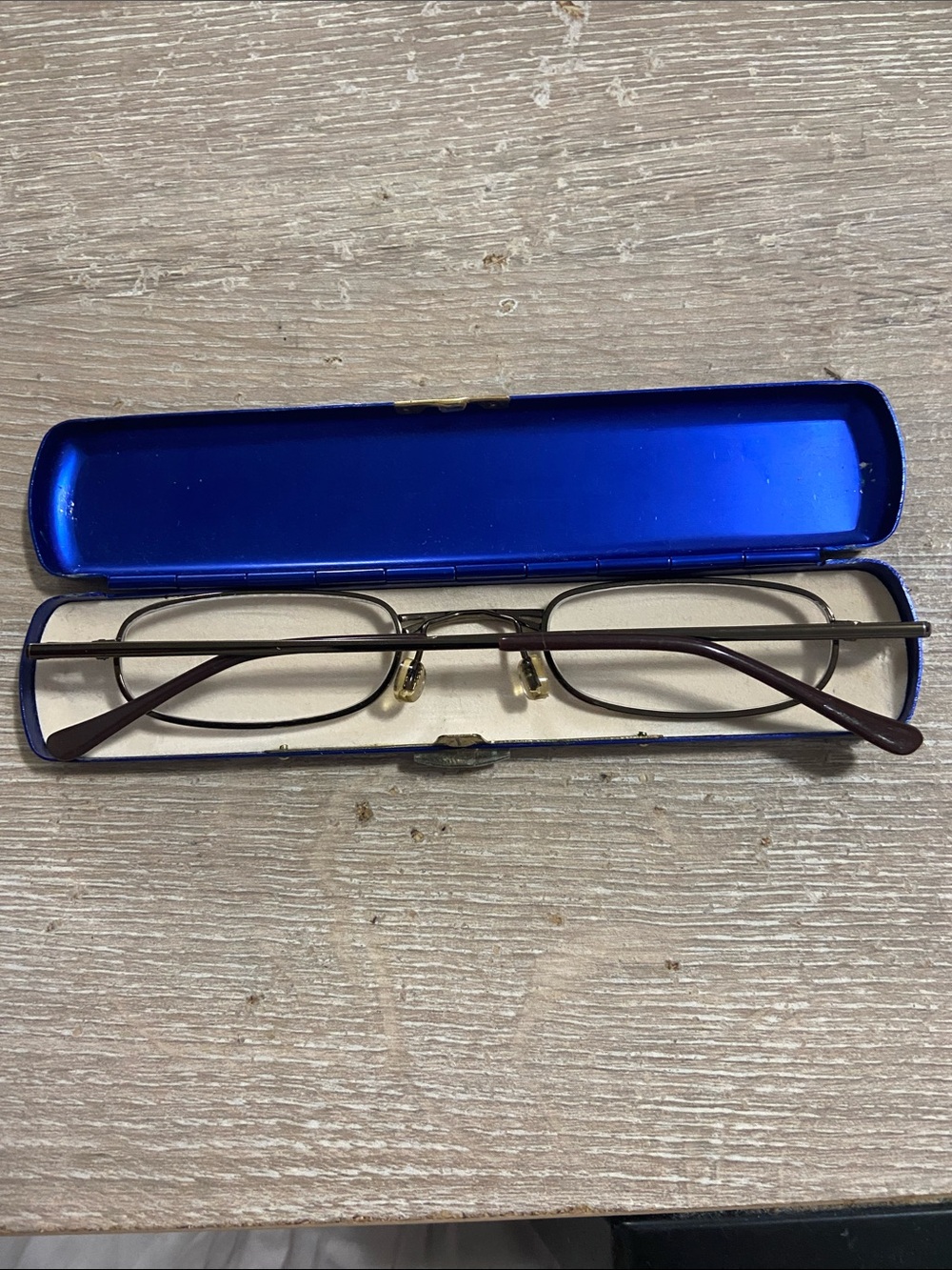 Vintage Slim Rectangle Reading Glasses With Blue Hard Case +1.50 Power